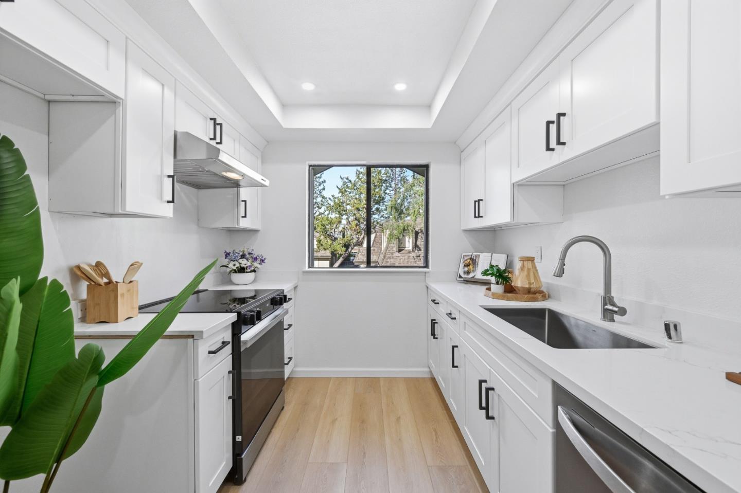 Photo #12: ML82044917 Listing: Photo #12