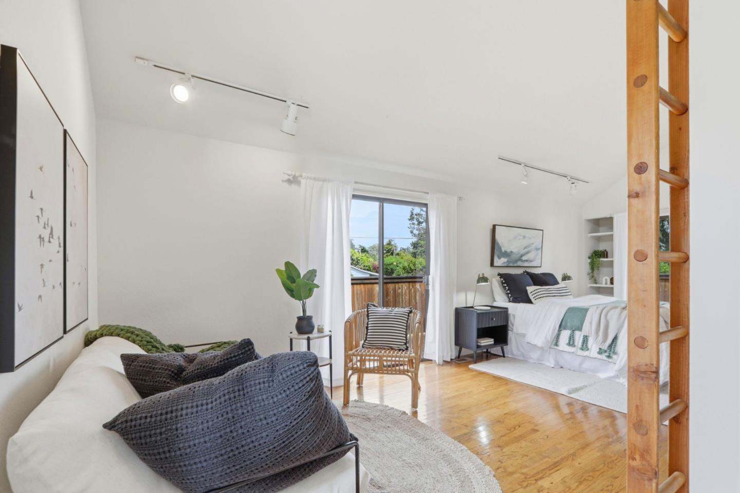 328 Cliff Drive, Aptos, CA, 95003