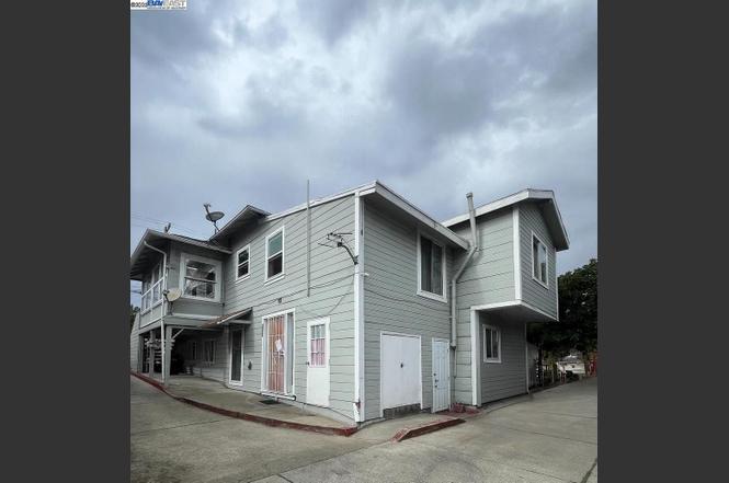 Front Image Thumbnail for ML82044923