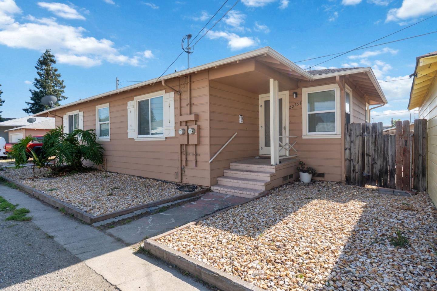 Front Image Thumbnail for ML82044928