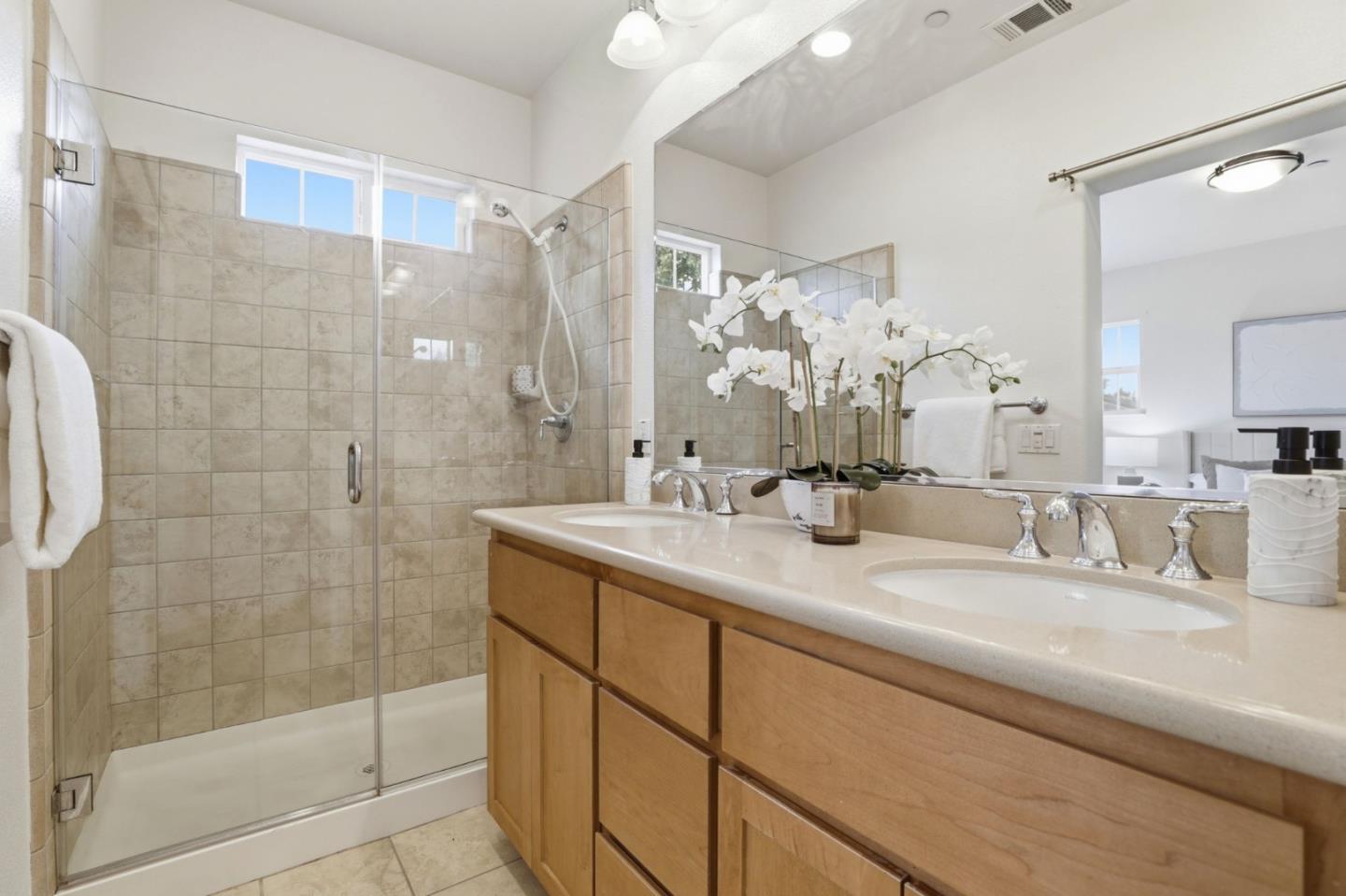 Photo #27: ML82044931 Listing: Photo #27