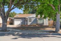 639 Hawthorne AVE