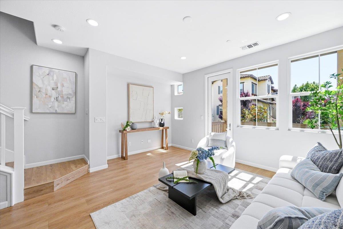 Photo #5: ML82044942 Listing: Photo #5