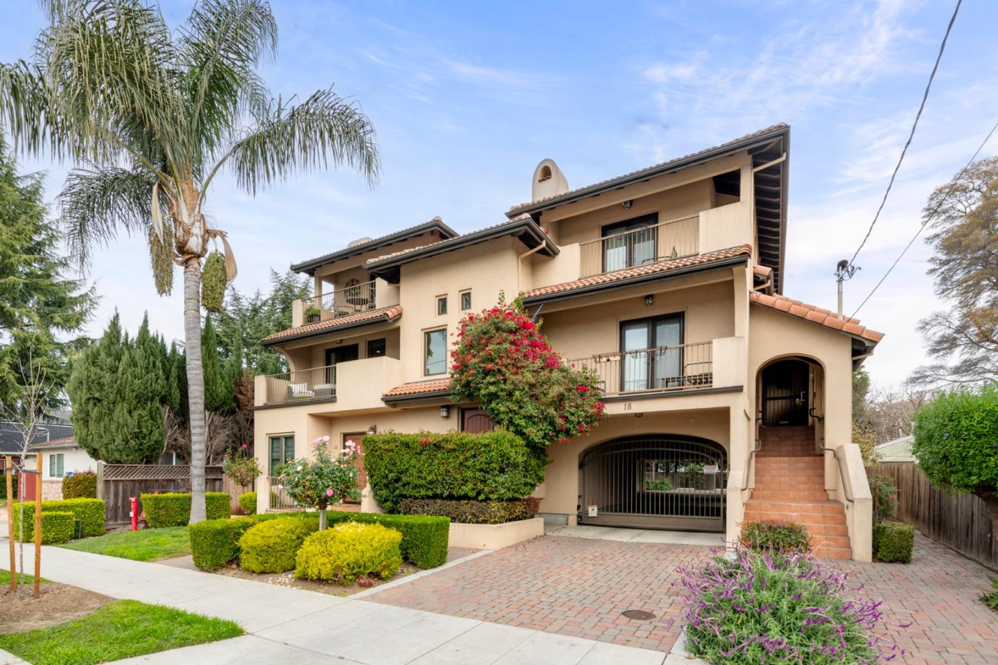 Front Image Thumbnail for ML82044964