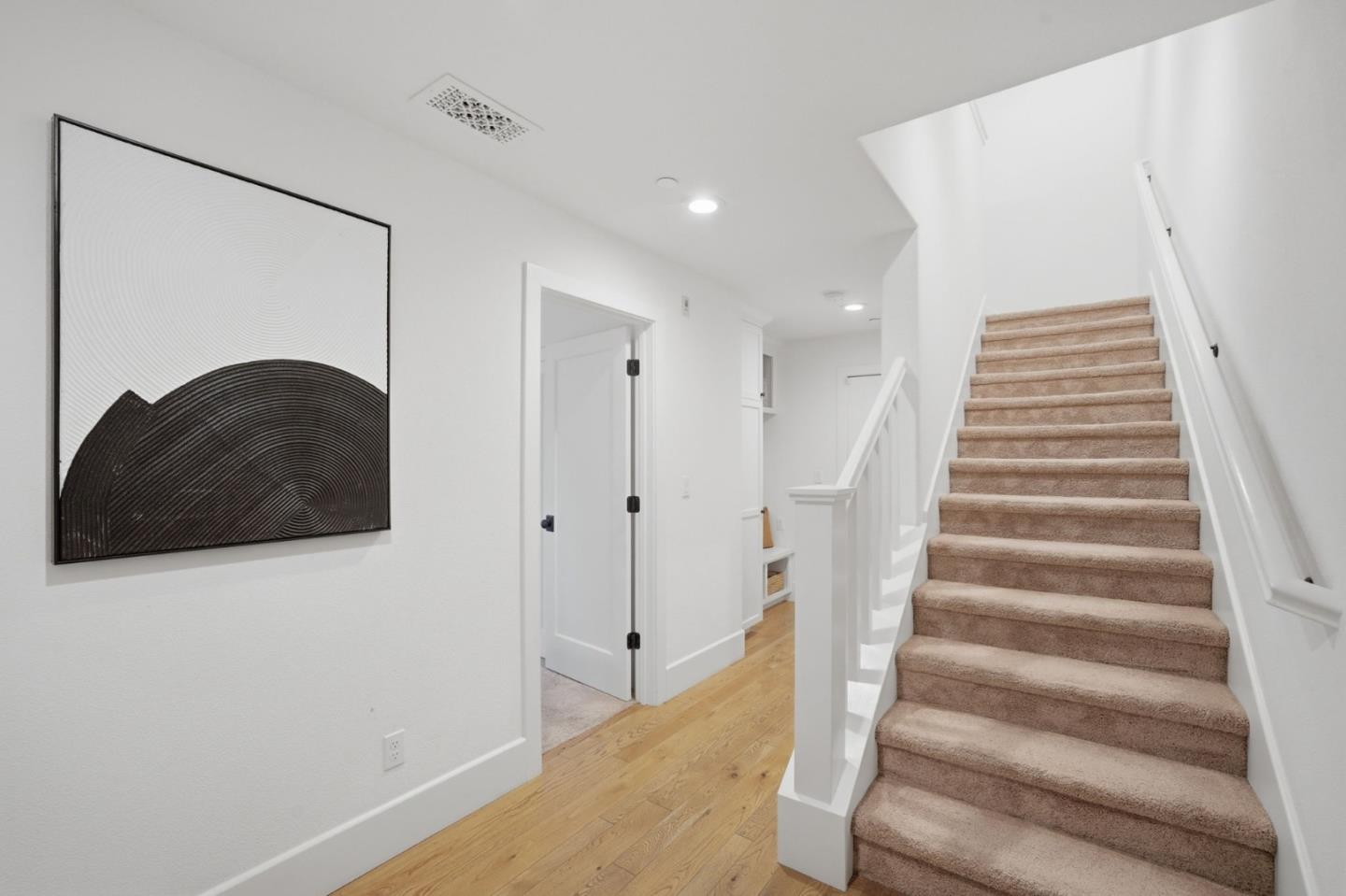 Photo #8: ML82044975 Listing: Photo #8