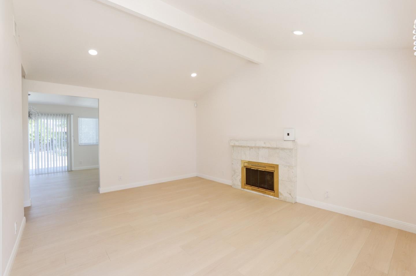 2015 Autumntree CT, SanJose, CA 95131, Photo 6