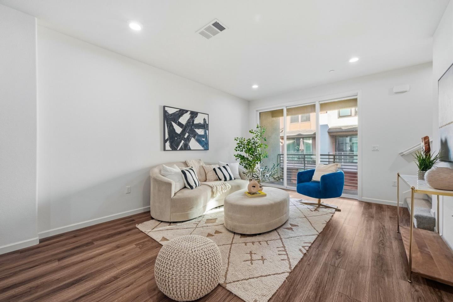 Photo #4: ML82044988 Listing: Photo #4