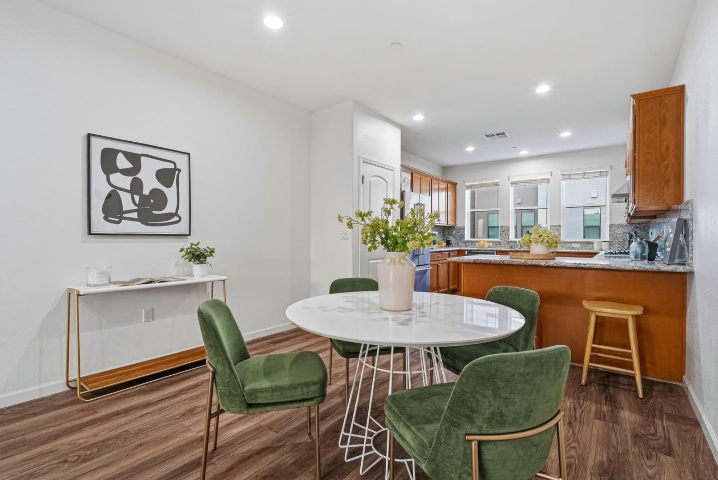 Photo #7: ML82044988 Listing: Photo #7