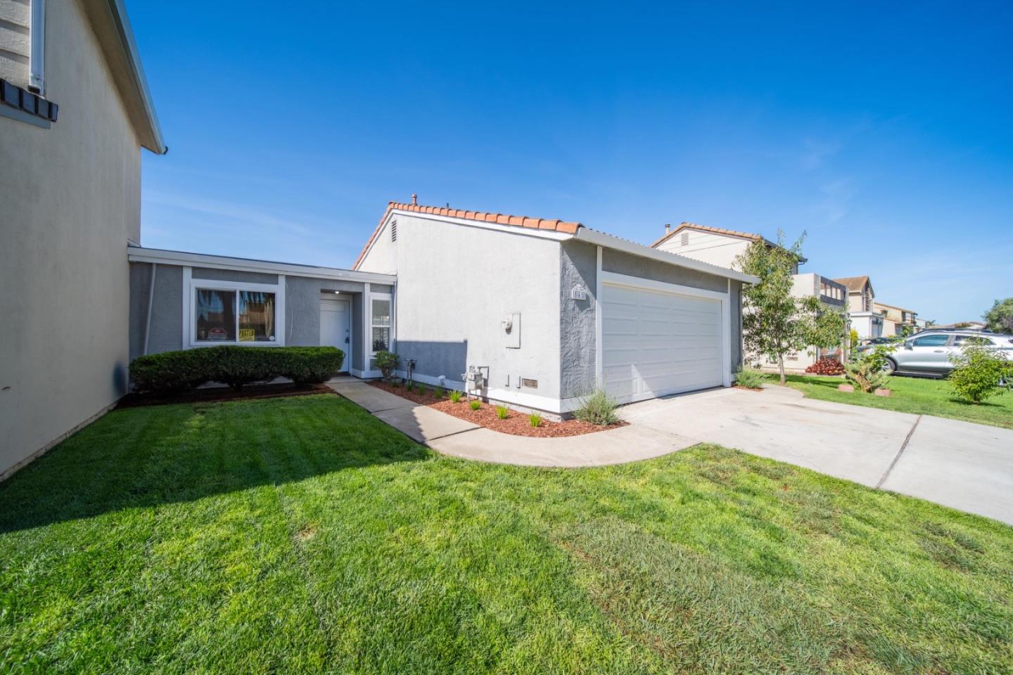 Front Image Thumbnail for ML82044992