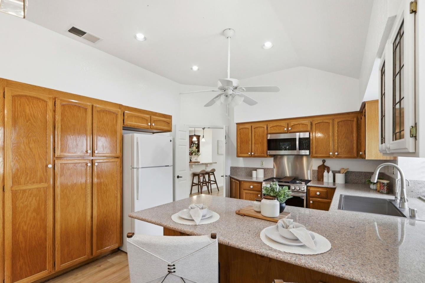 Photo #8: ML82044993 Listing: Photo #8