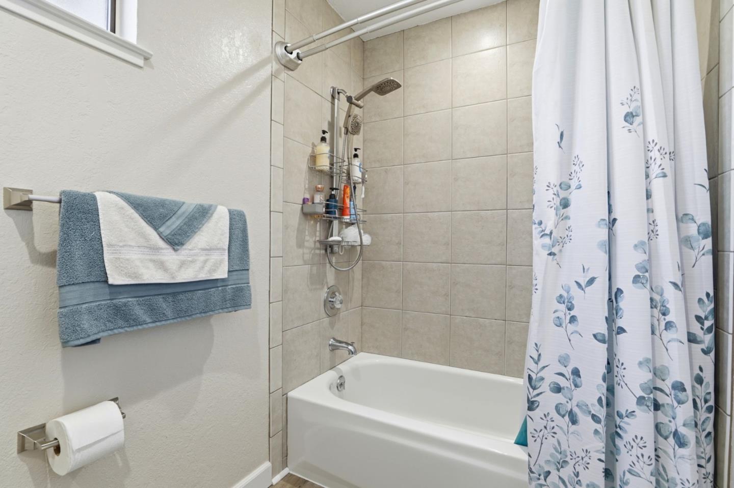 Photo #24: ML82045009 Listing: Photo #24