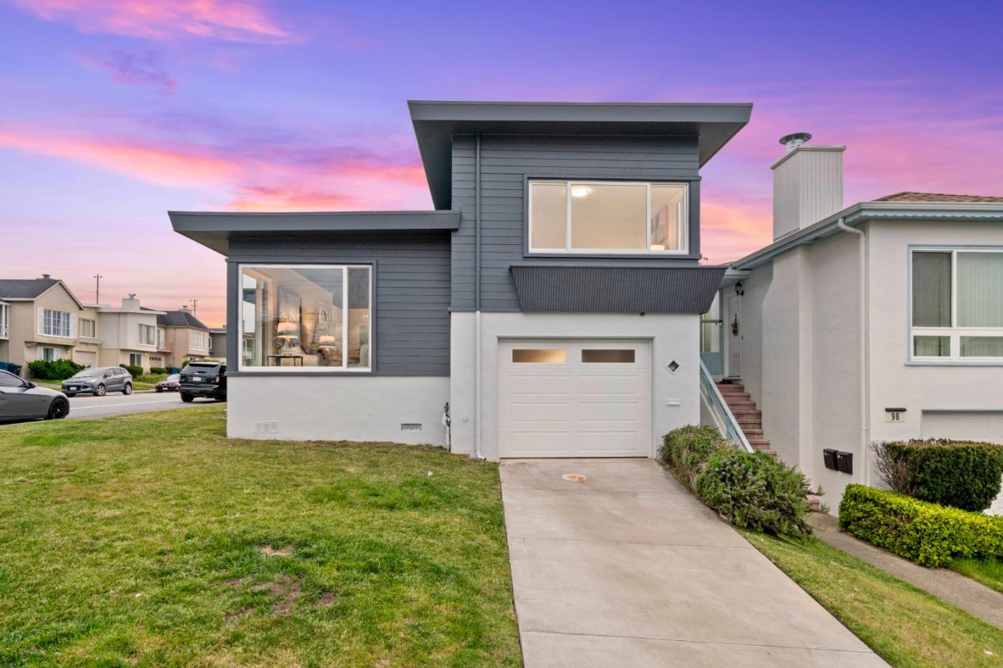 Front Image Thumbnail for ML82045011