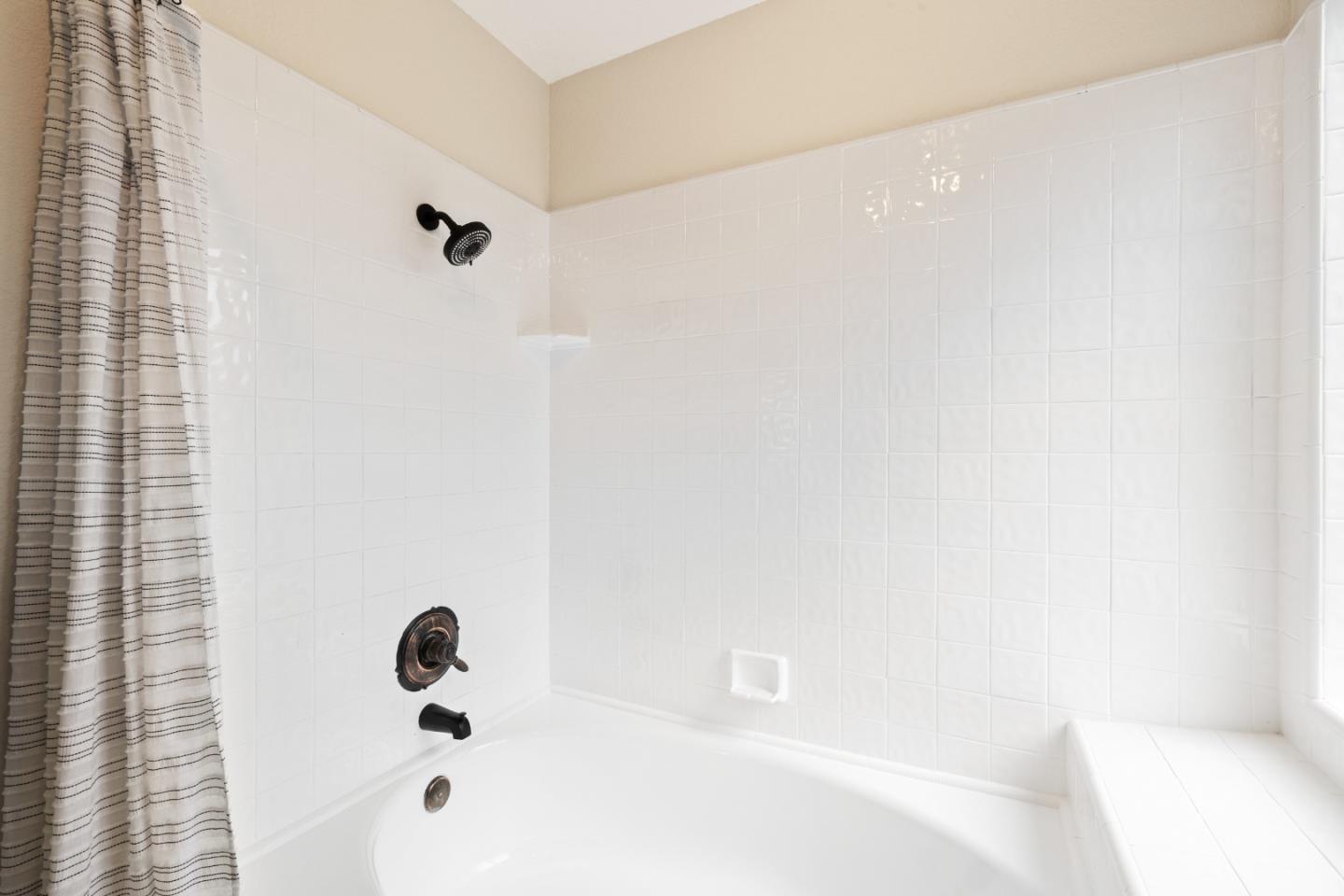 Photo #18: ML82045014 Listing: Photo #18