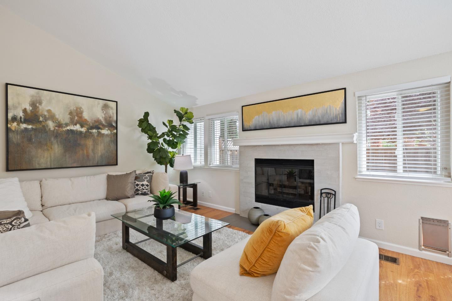 Photo #4: ML82045014 Listing: Photo #4