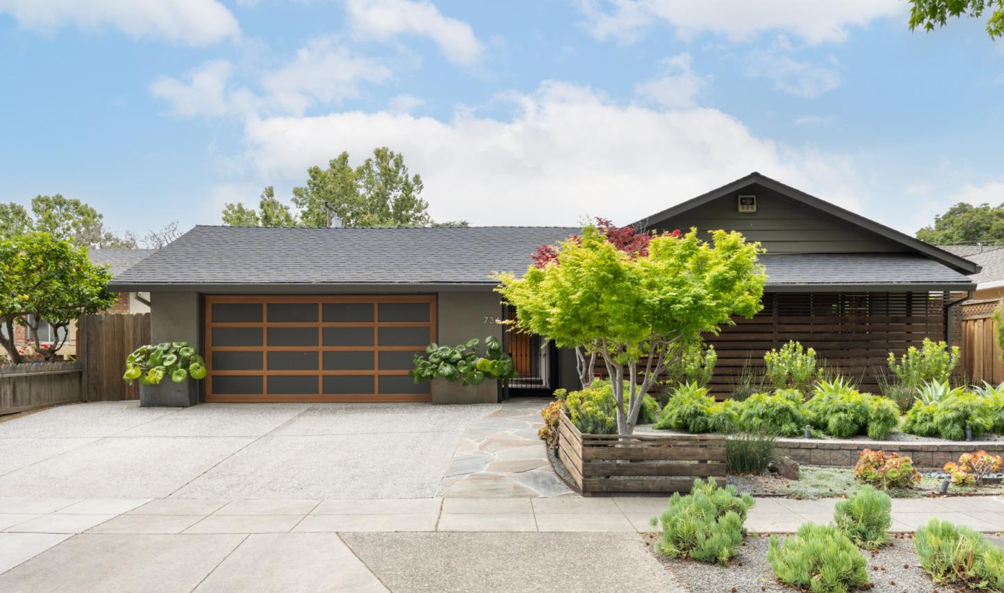 Front Image Thumbnail for ML82045027