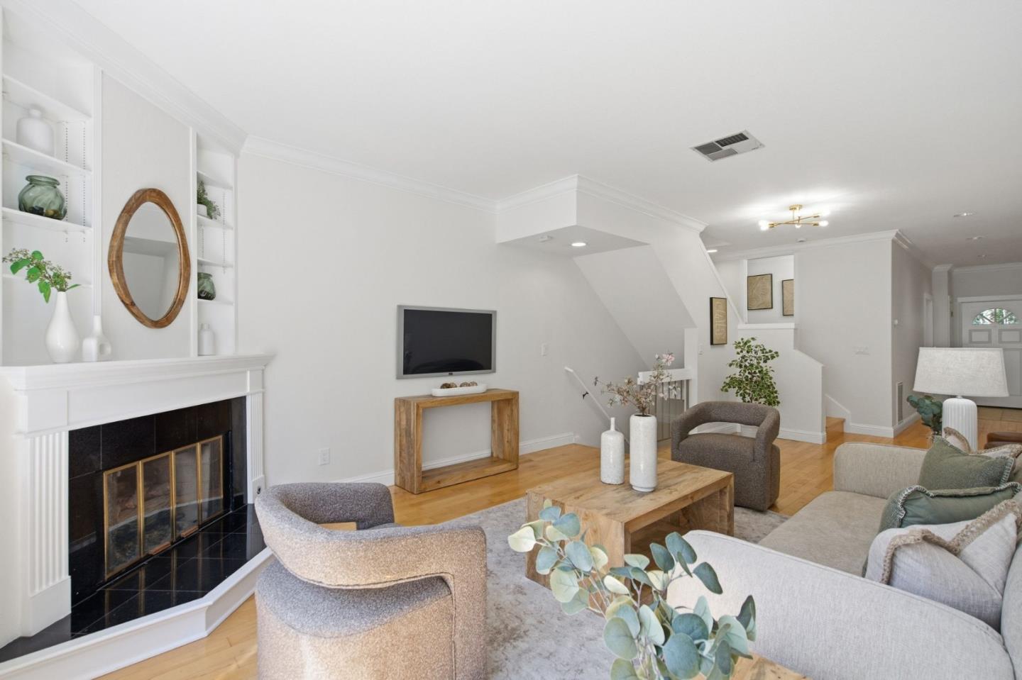 Photo #18: ML82045033 Listing: Photo #18