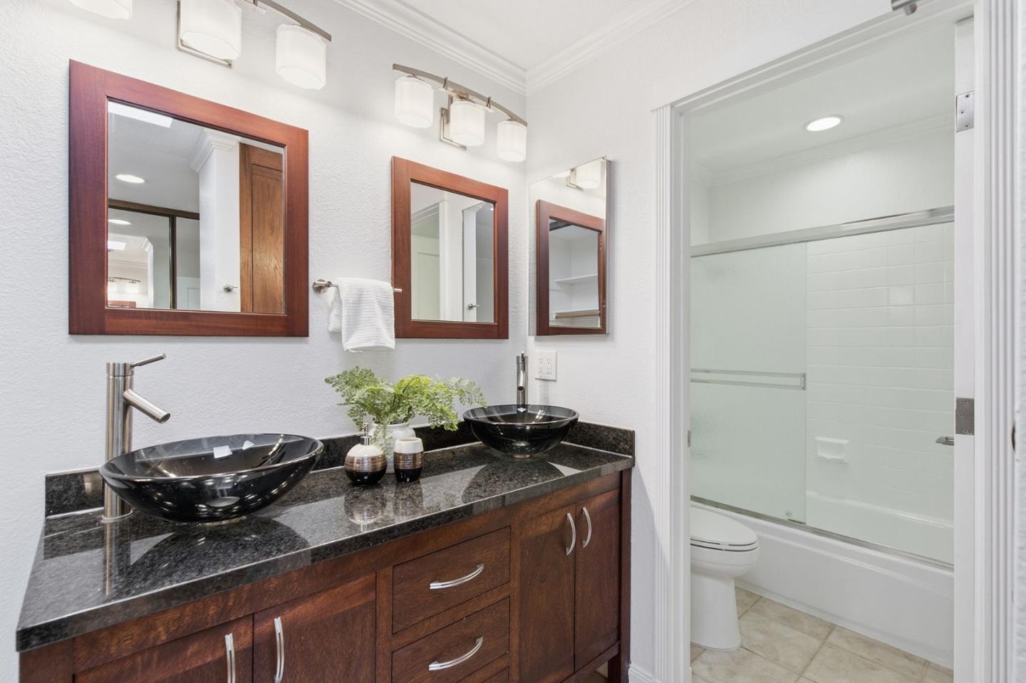 Photo #26: ML82045033 Listing: Photo #26