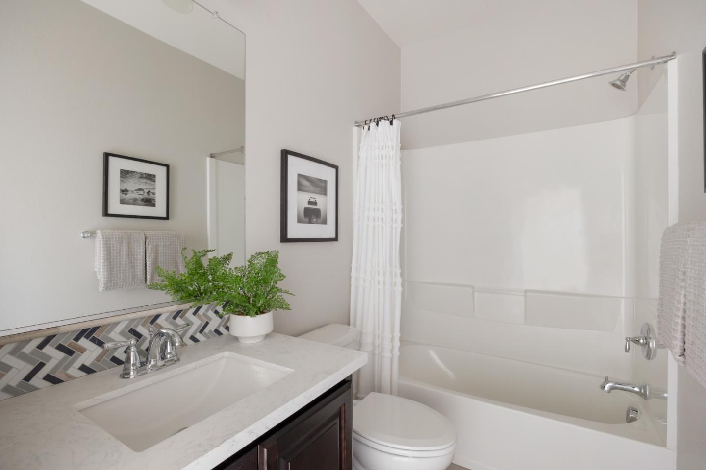 Photo #18: ML82045034 Listing: Photo #18