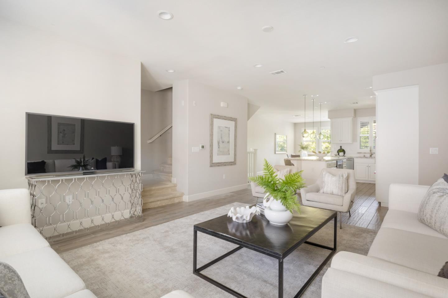 Photo #8: ML82045034 Listing: Photo #8