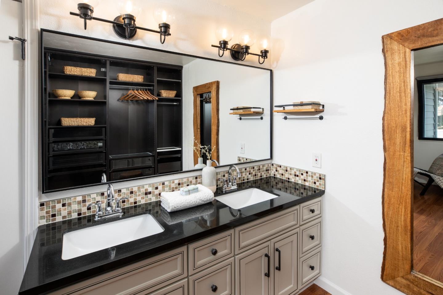 Photo #15: ML82045036 Listing: Photo #15