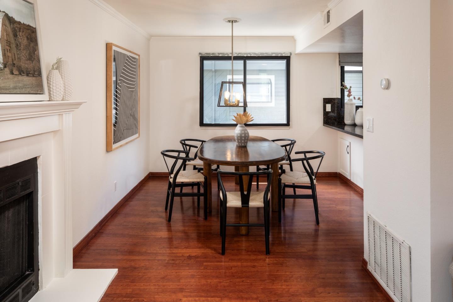 Photo #4: ML82045036 Listing: Photo #4