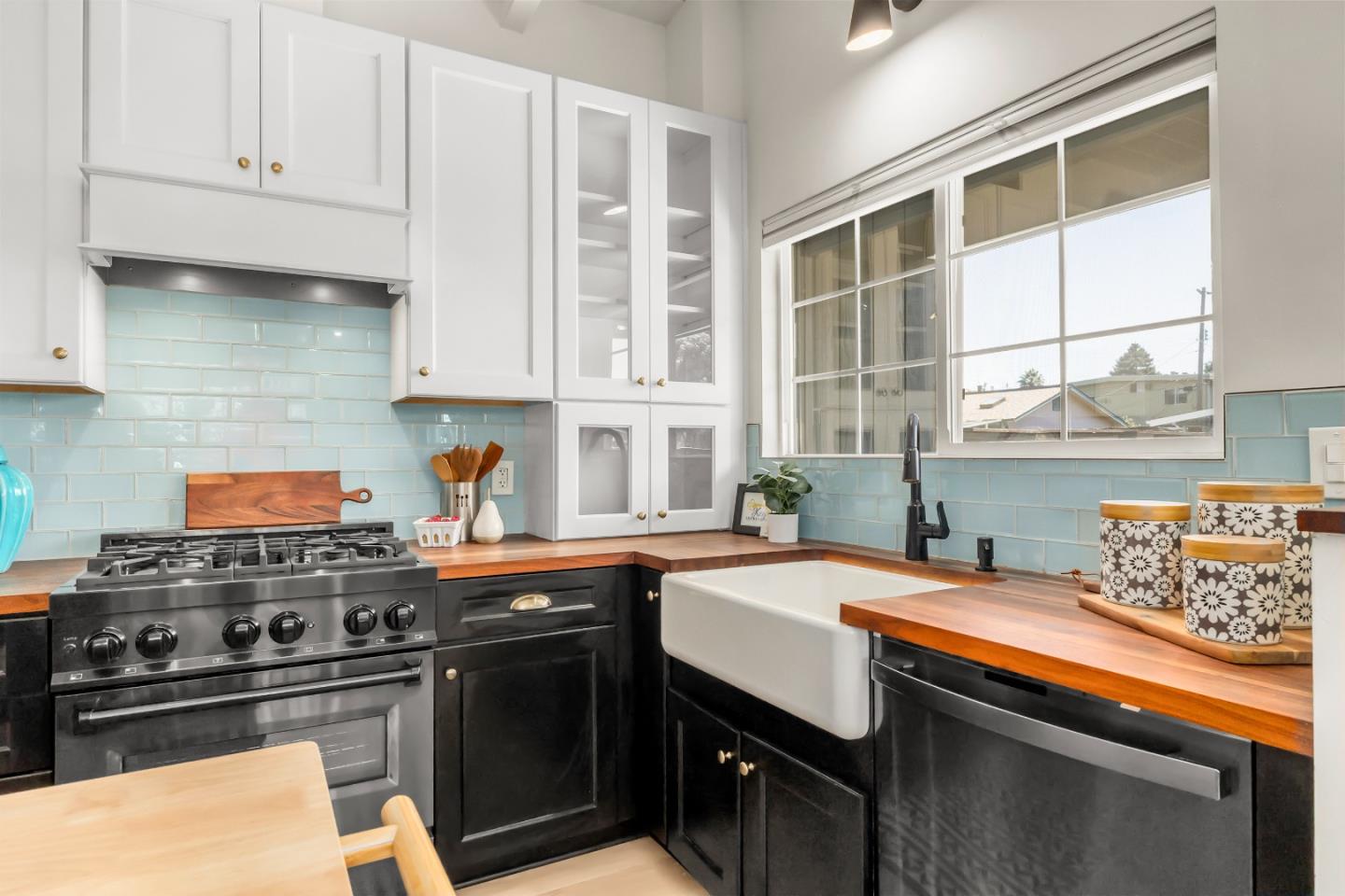 522 Laverne Avenue, Aptos, CA, 95003