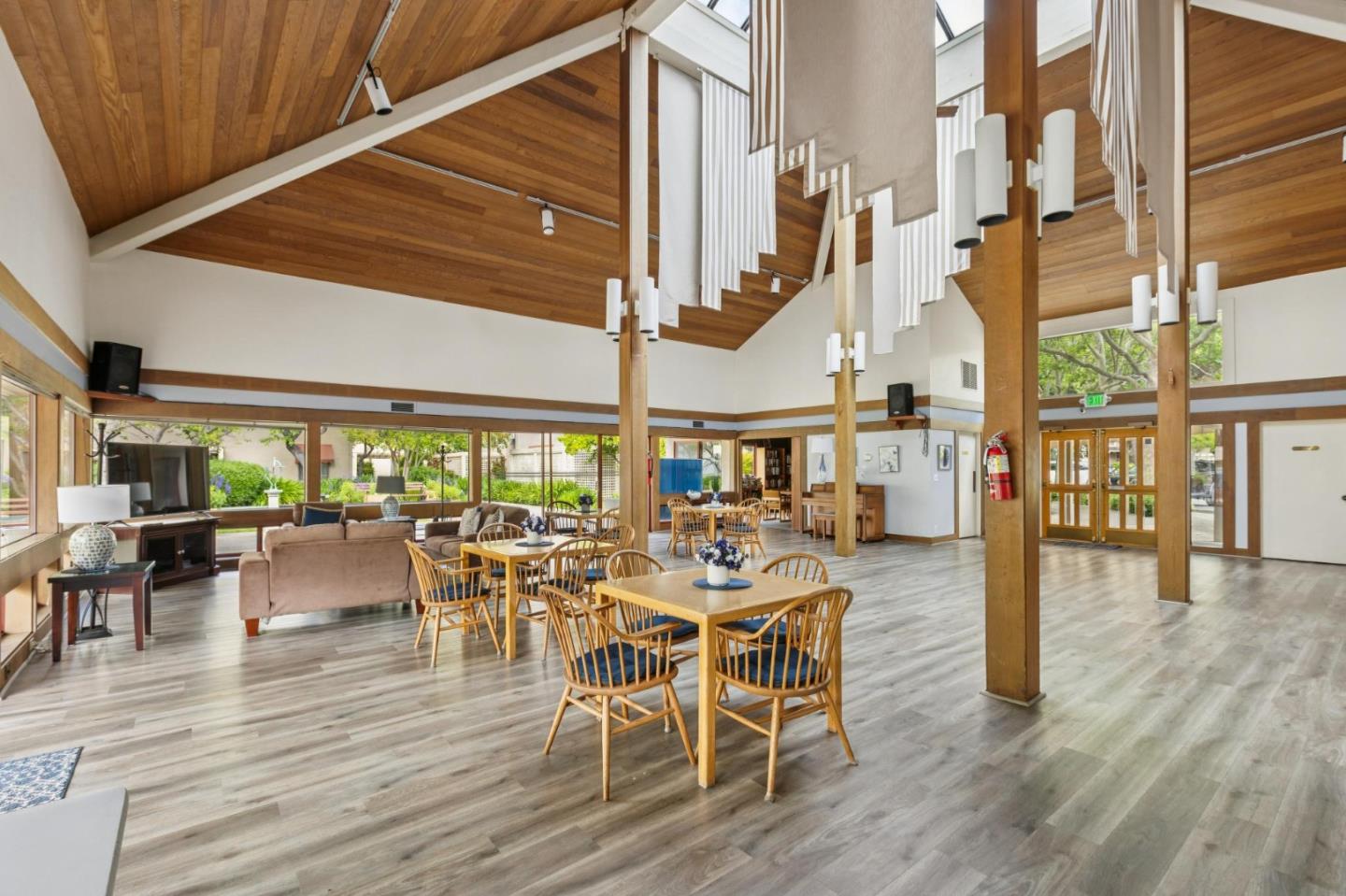 Photo #37: ML82045049 Listing: Photo #37