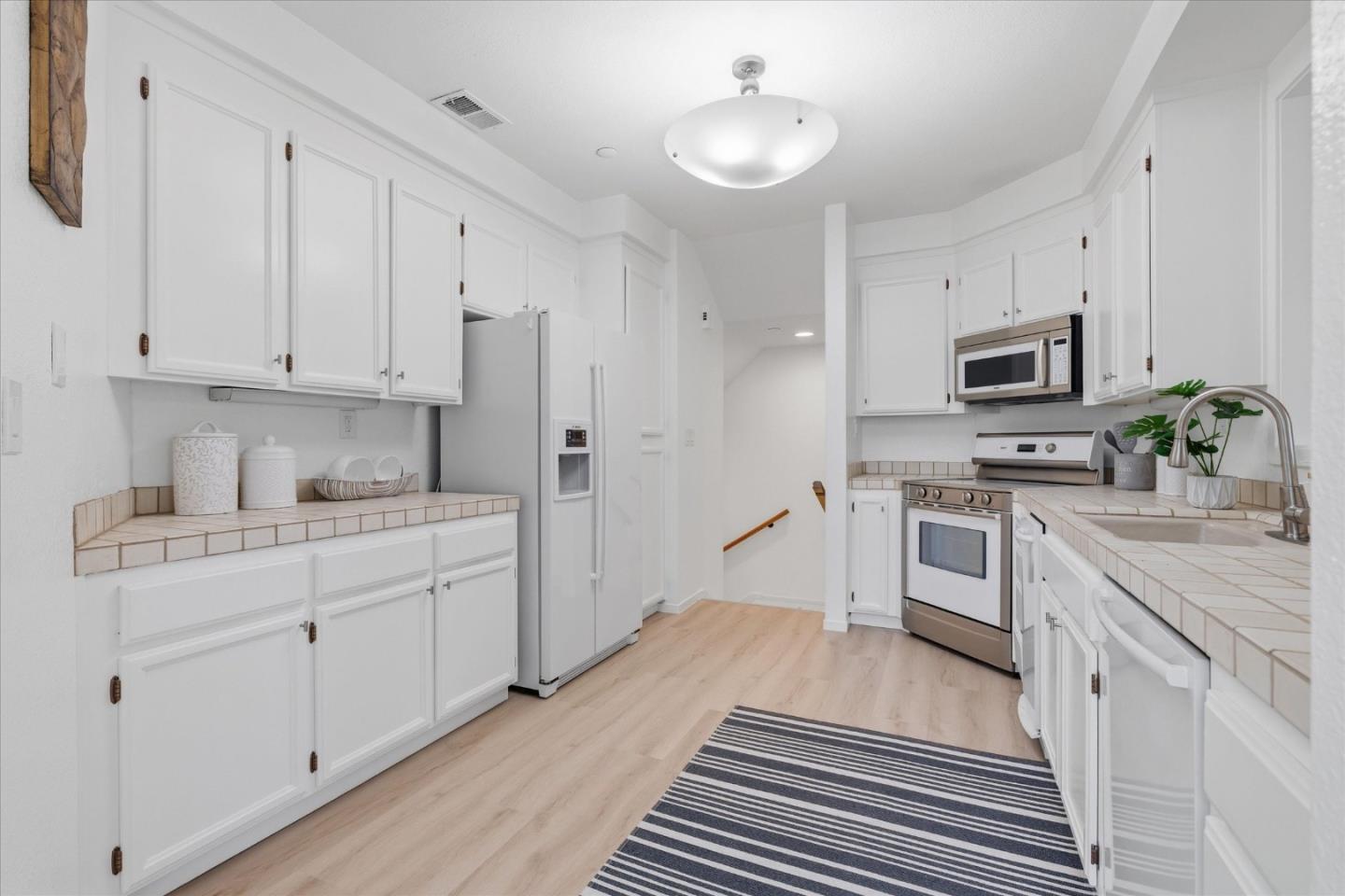 Photo #10: ML82045064 Listing: Photo #10
