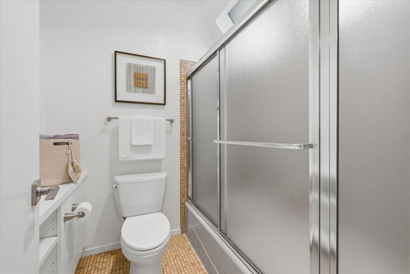 Photo #18: ML82045064 Listing: Photo #18