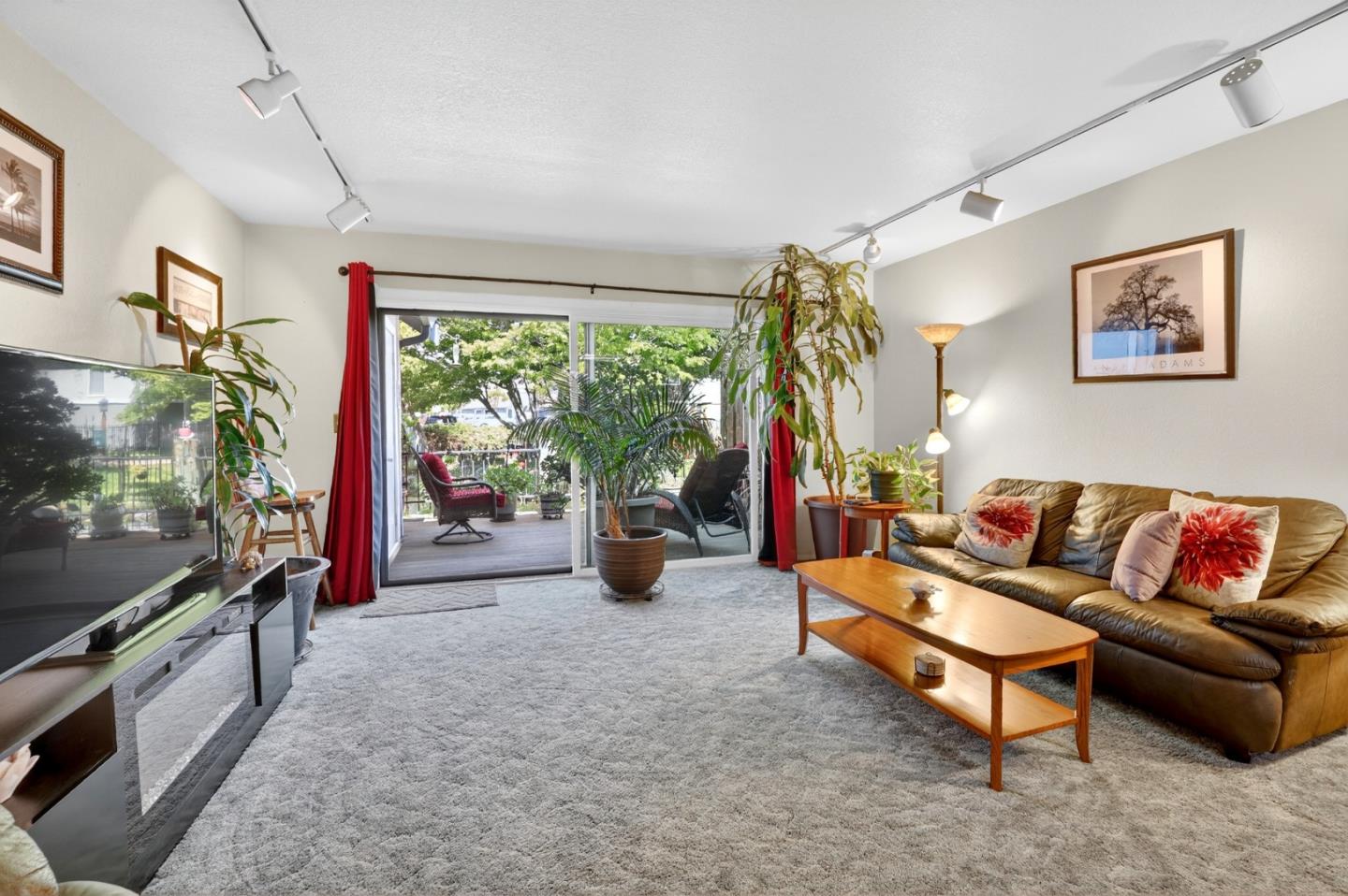 Photo #8: ML82045073 Listing: Photo #8