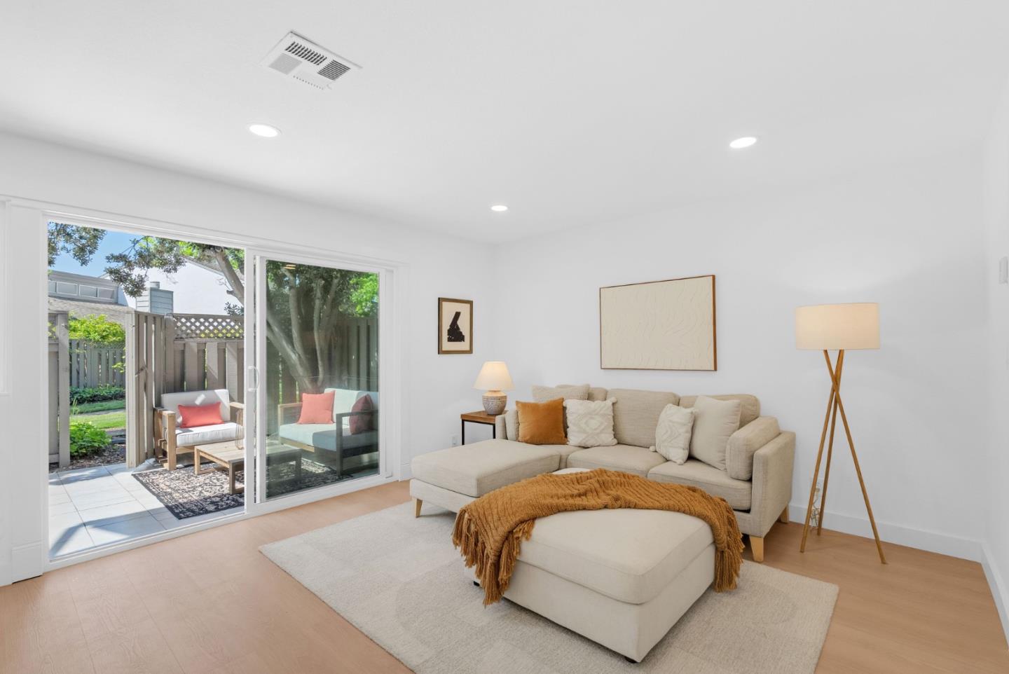 Photo #13: ML82045077 Listing: Photo #13