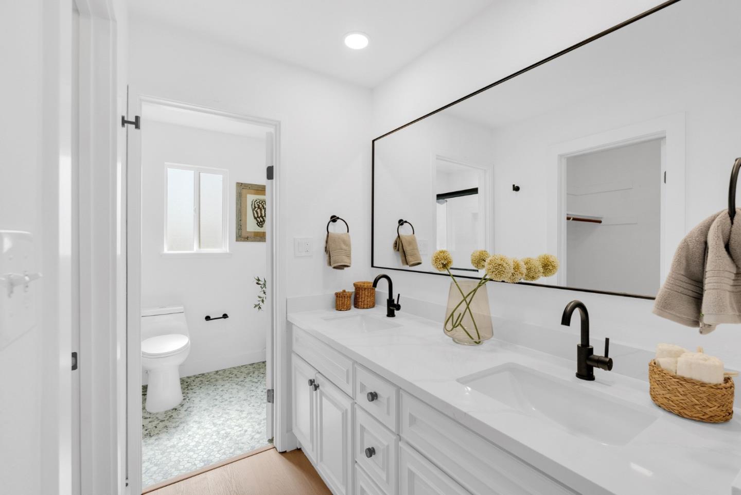 Photo #16: ML82045077 Listing: Photo #16