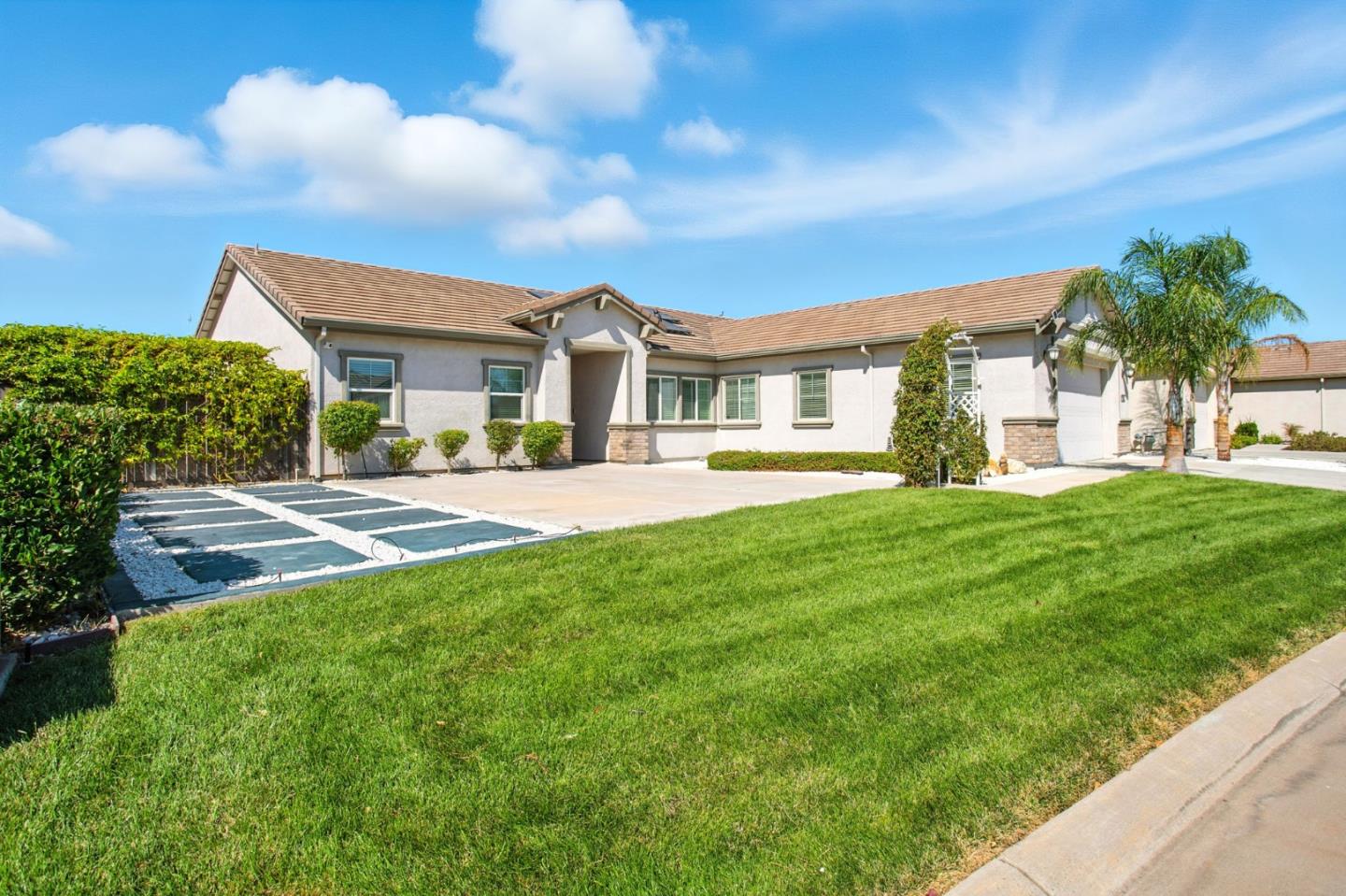 Front Image Thumbnail for ML82045085