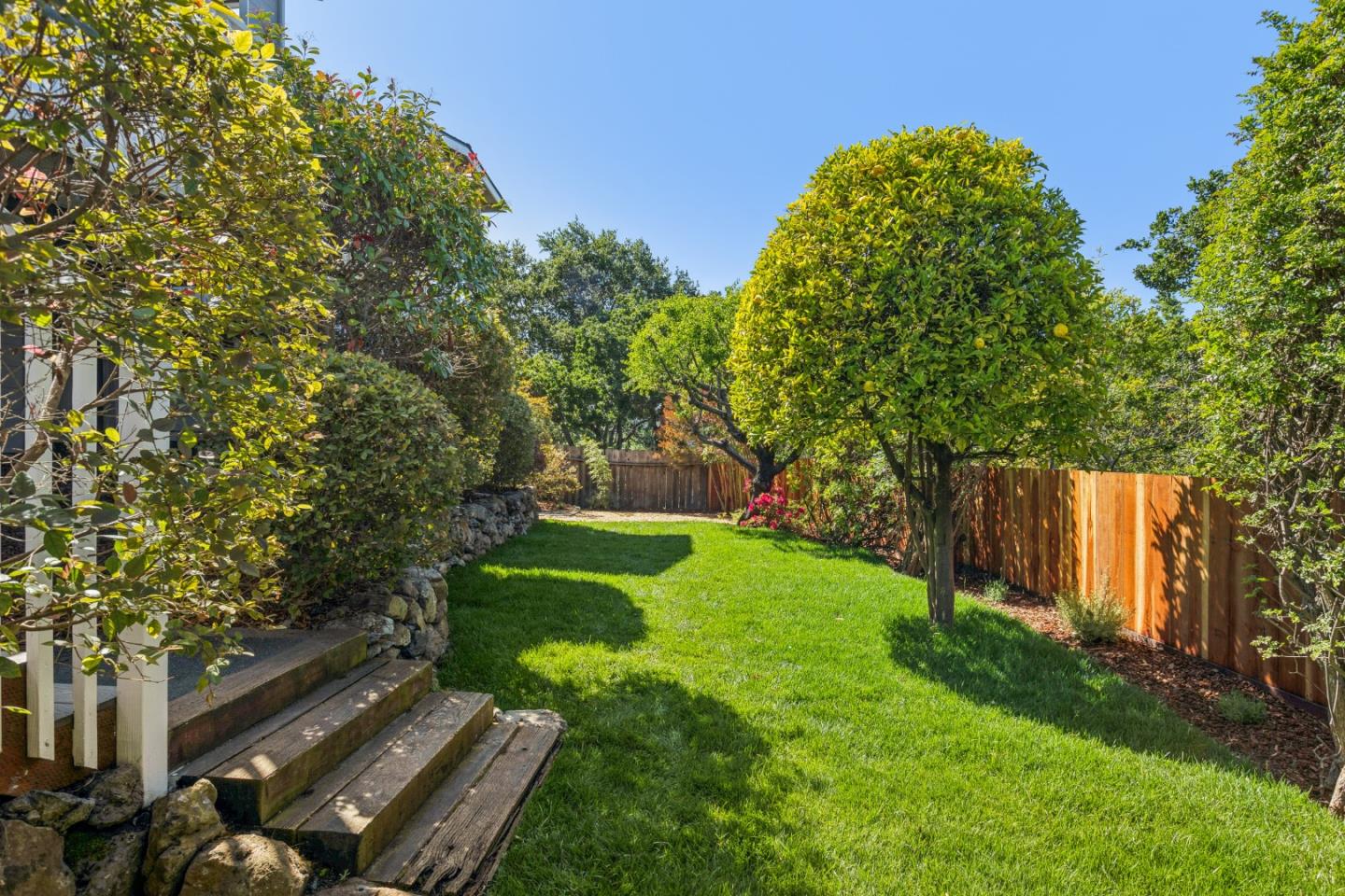 853 Vista Drive, Redwood City, CA, 94062
