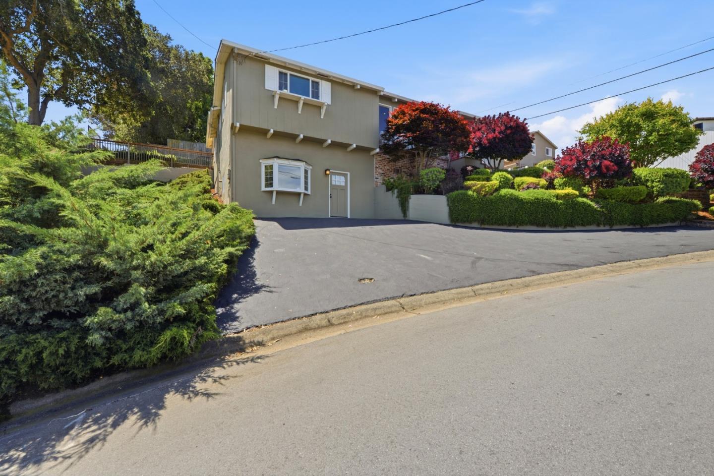 416 Middle Road, Belmont, CA, 94002