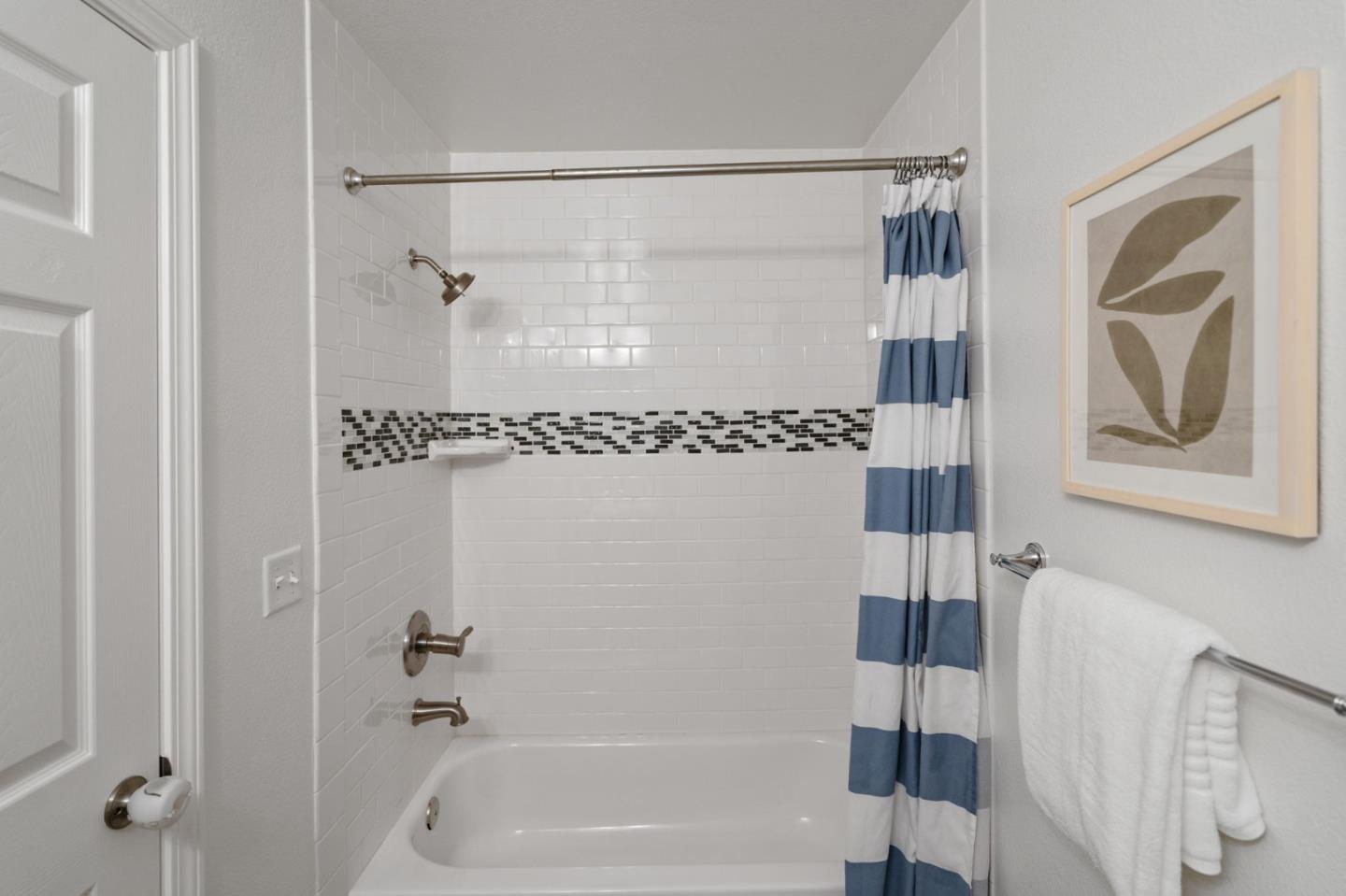 Photo #32: ML82045123 Listing: Photo #32