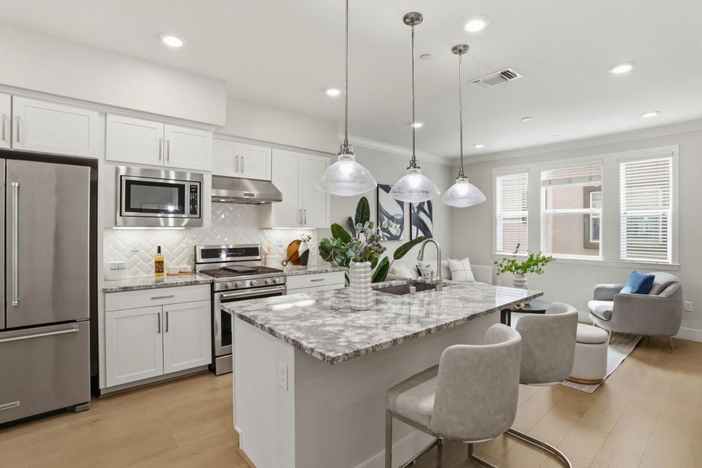 Photo #7: ML82045130 Listing: Photo #7