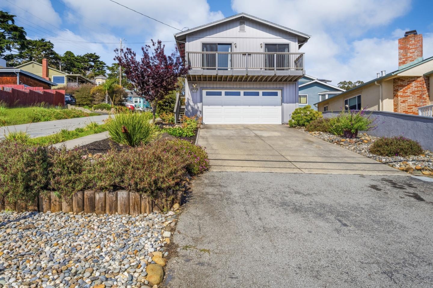 Front Image Thumbnail for ML82045140