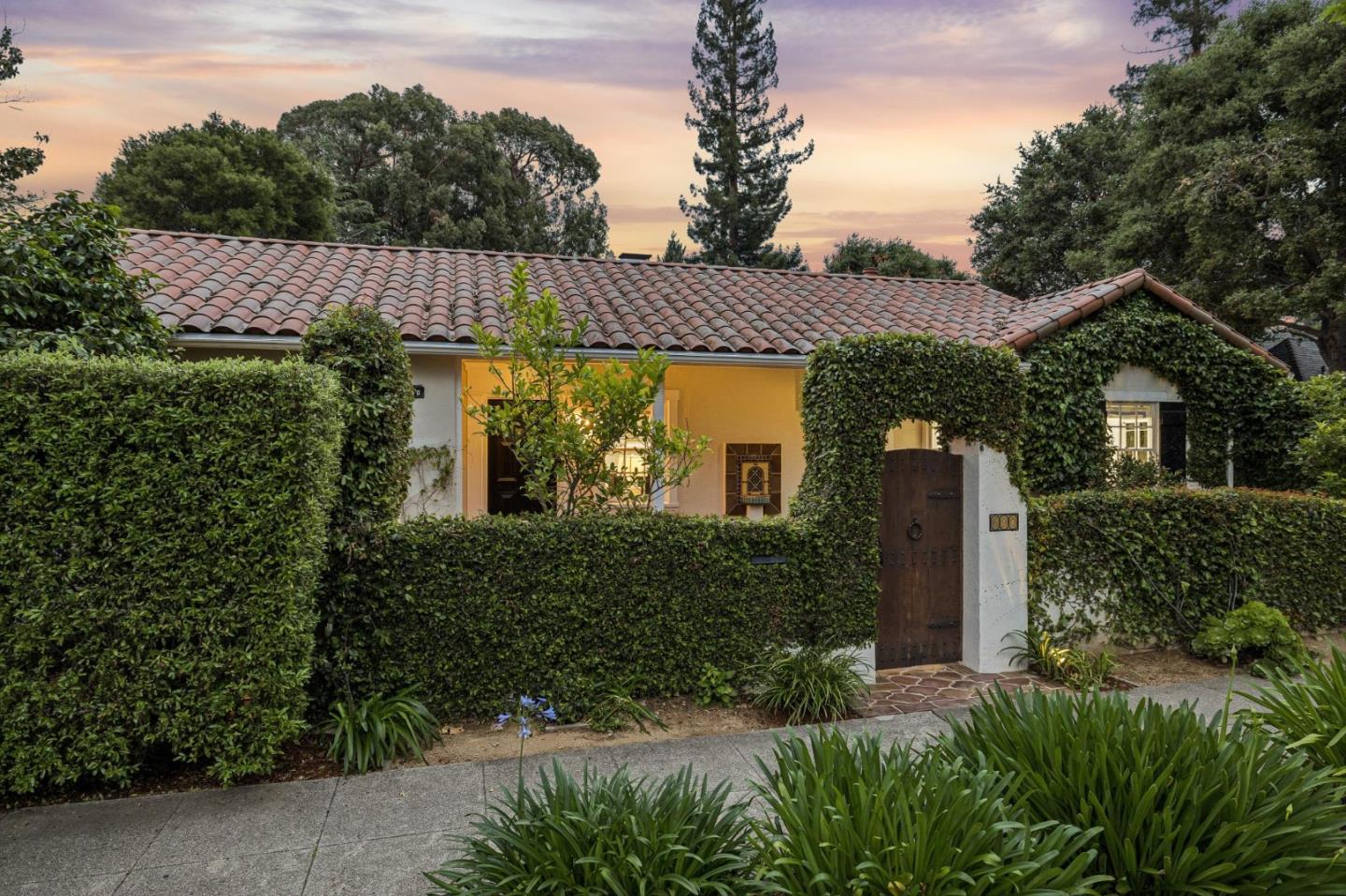 Front Image Thumbnail for ML82045155