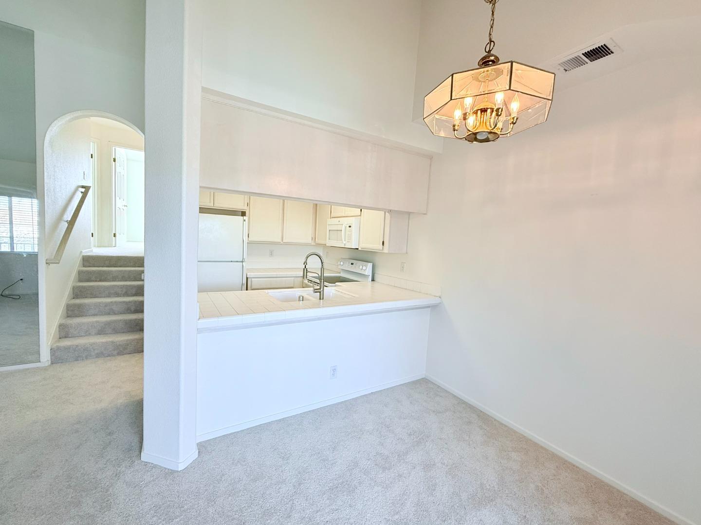 Photo #5: ML82045172 Listing: Photo #5