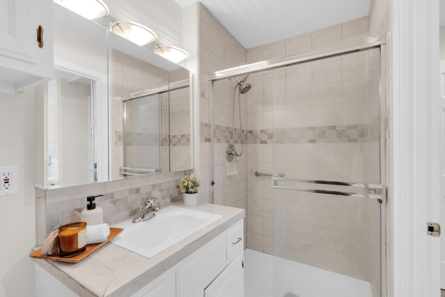 Photo #20: ML82045180 Listing: Photo #20