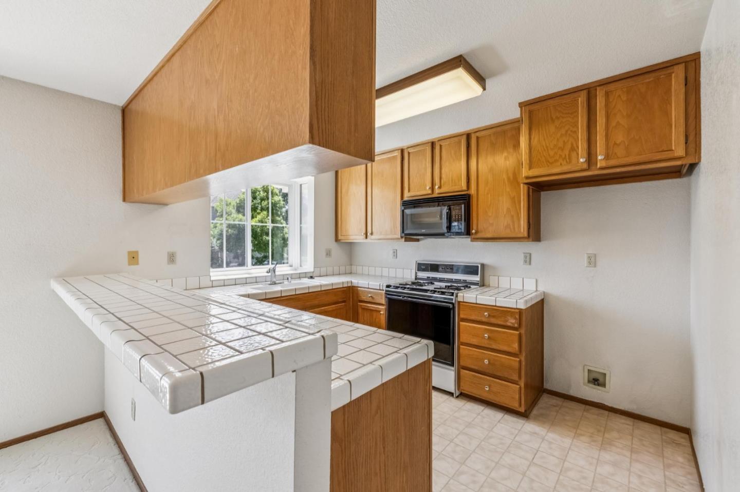 Photo #30: ML82045185 Listing: Photo #30