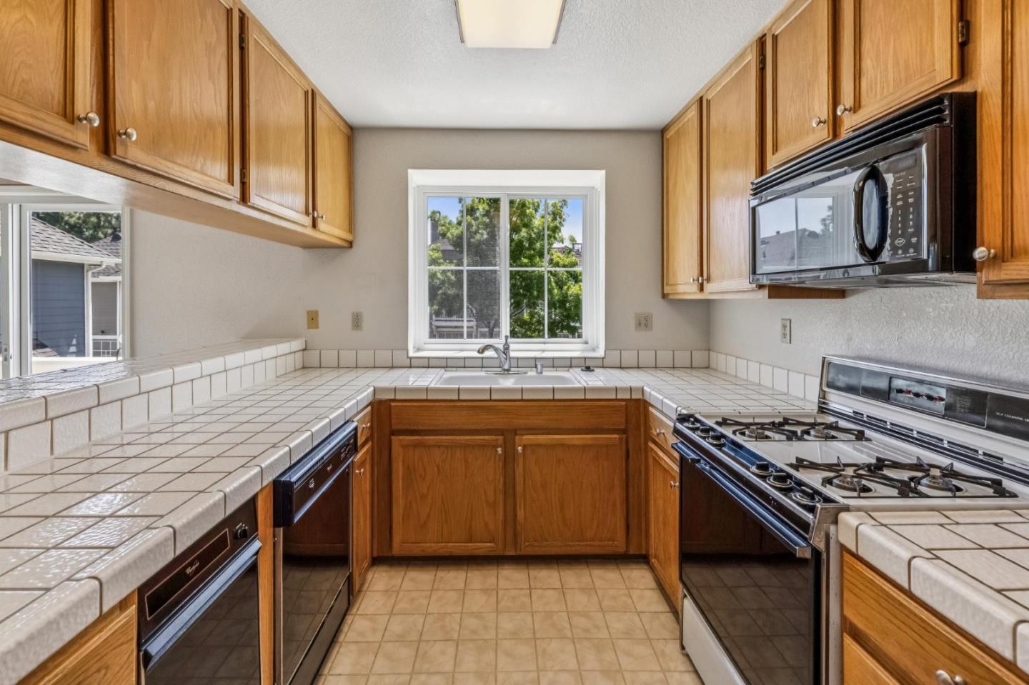 Photo #31: ML82045185 Listing: Photo #31