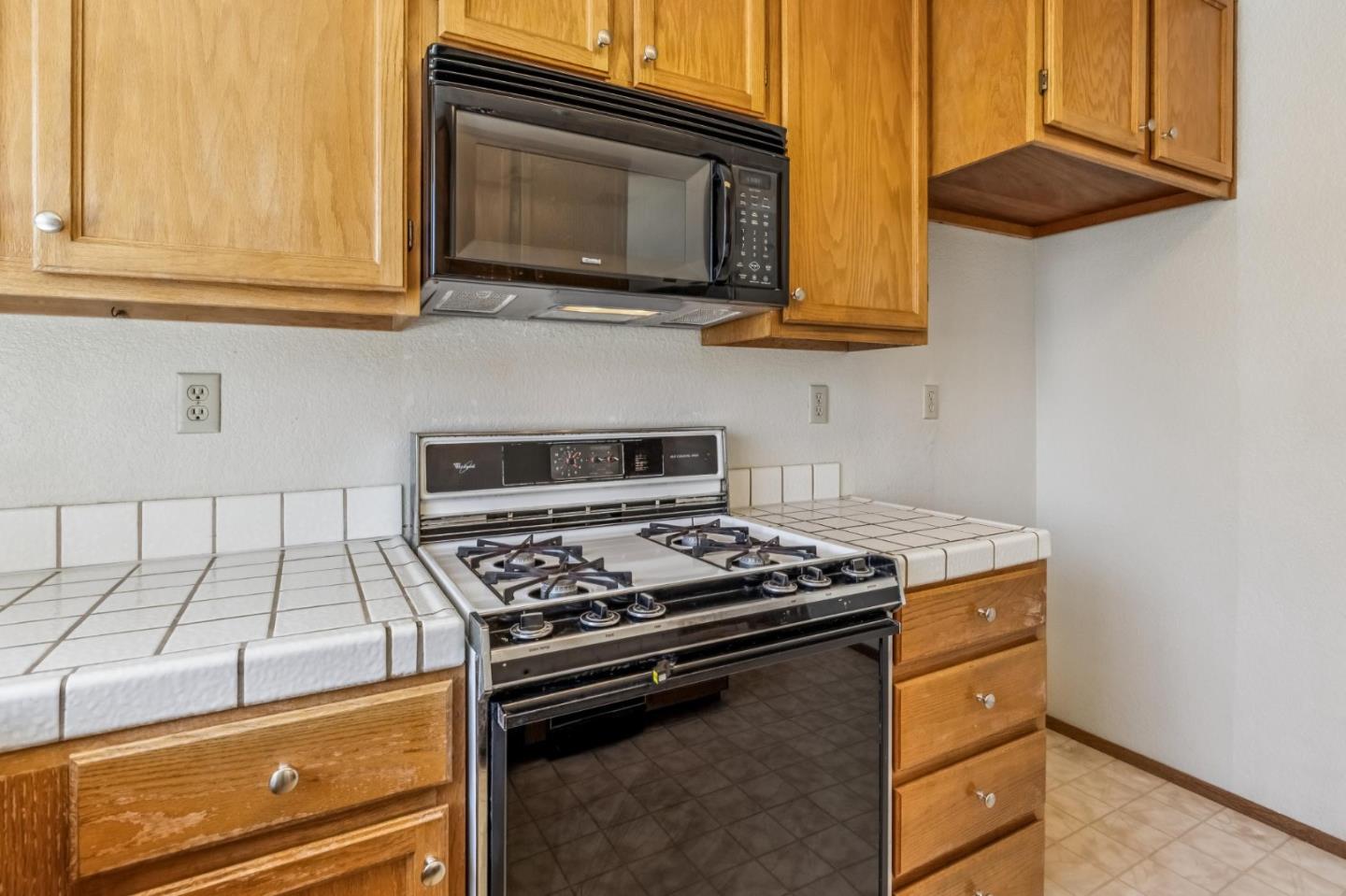 Photo #32: ML82045185 Listing: Photo #32