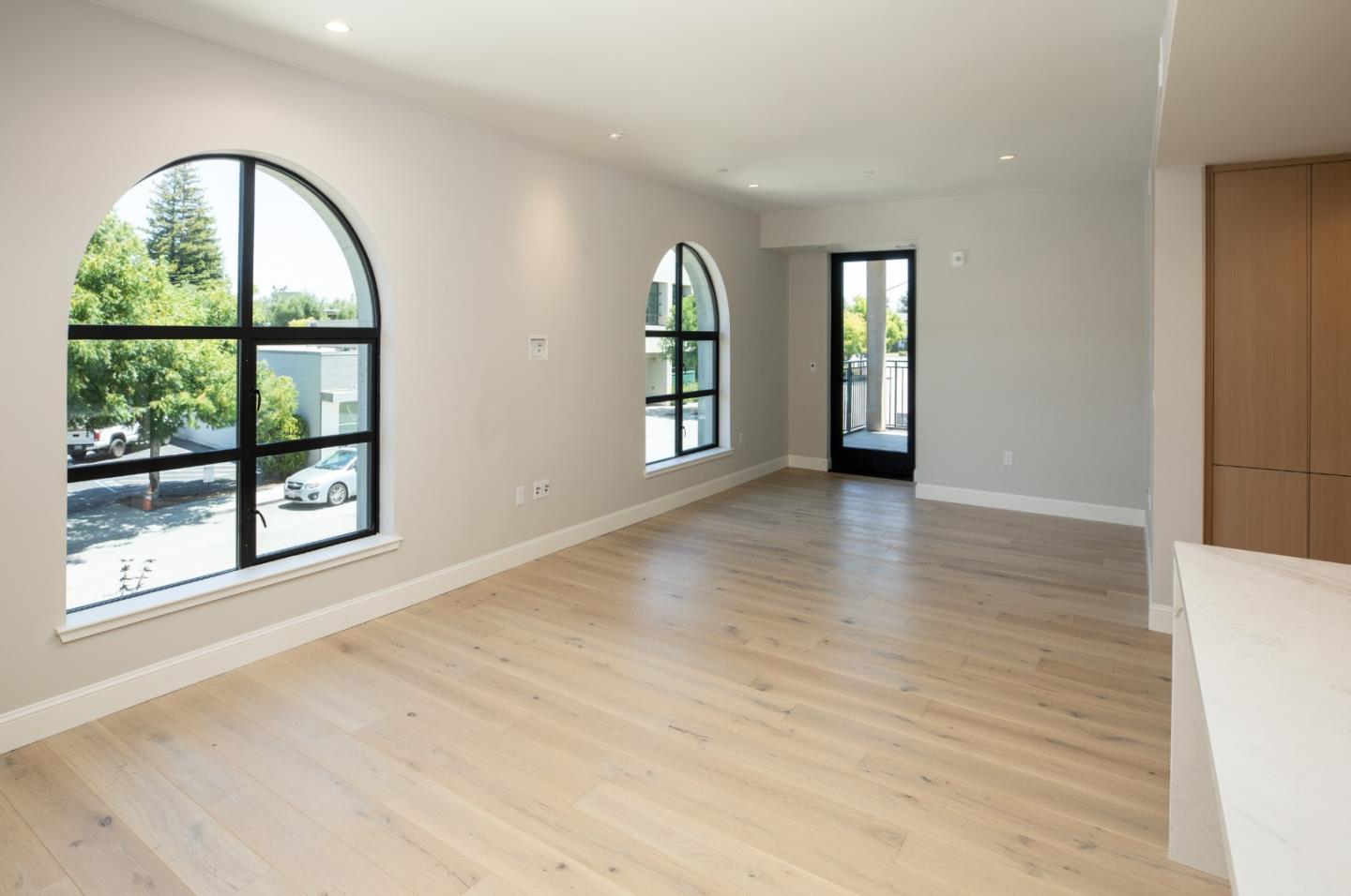 Photo #5: ML82045188 Listing: Photo #5