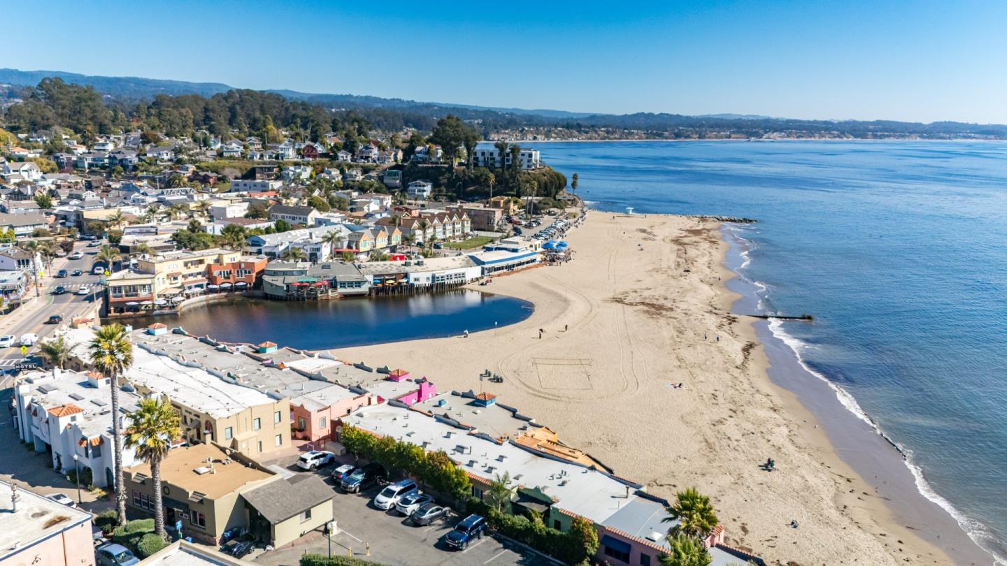 200 Magellan Street, Capitola, CA, 95010