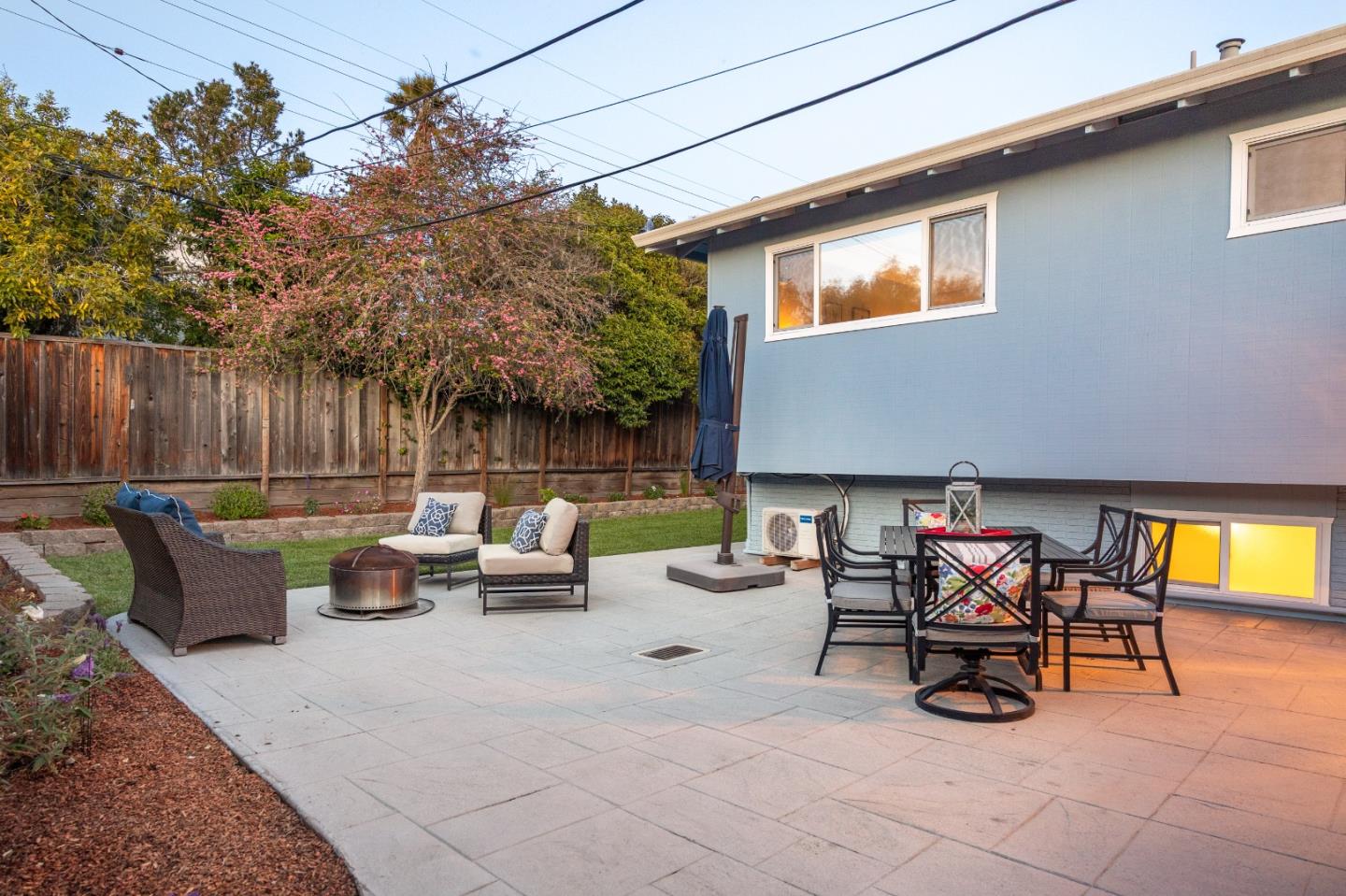 200 Magellan Street, Capitola, CA, 95010