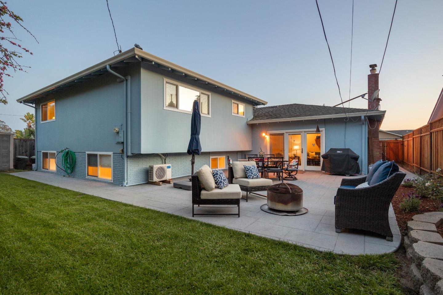 200 Magellan Street, Capitola, CA, 95010