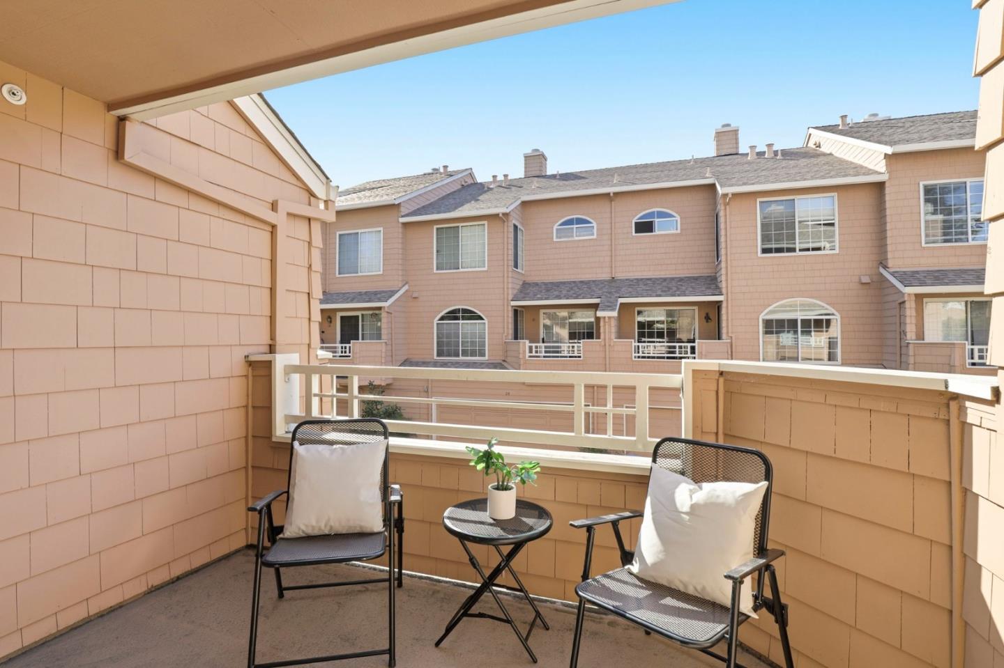 Photo #17: ML82045240 Listing: Photo #17