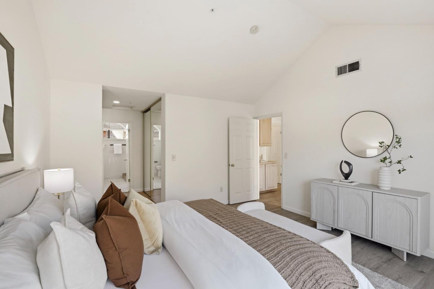Photo #20: ML82045240 Listing: Photo #20
